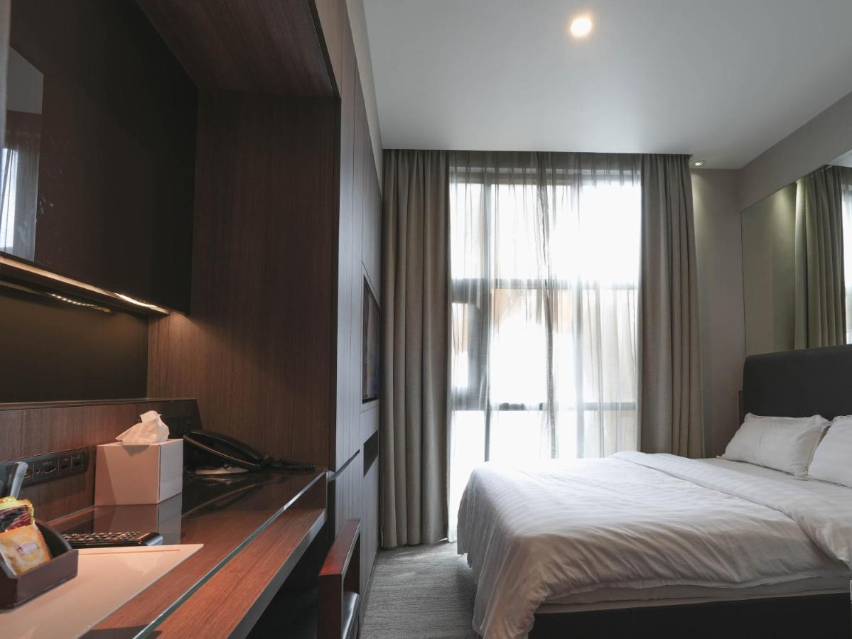 Amrise Hotel Kitchener Singapore Exterior photo
