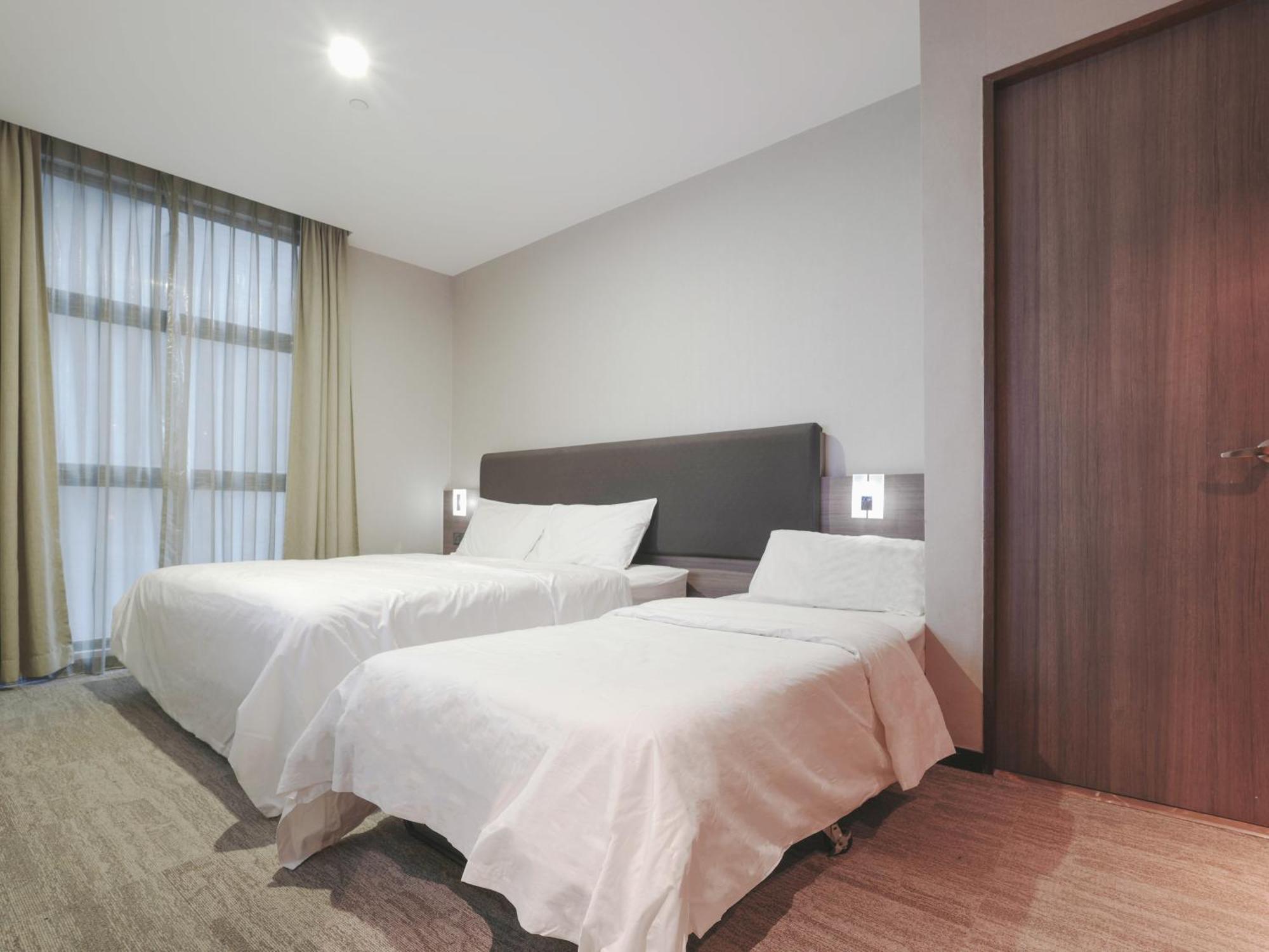 Amrise Hotel Kitchener Singapore Exterior photo